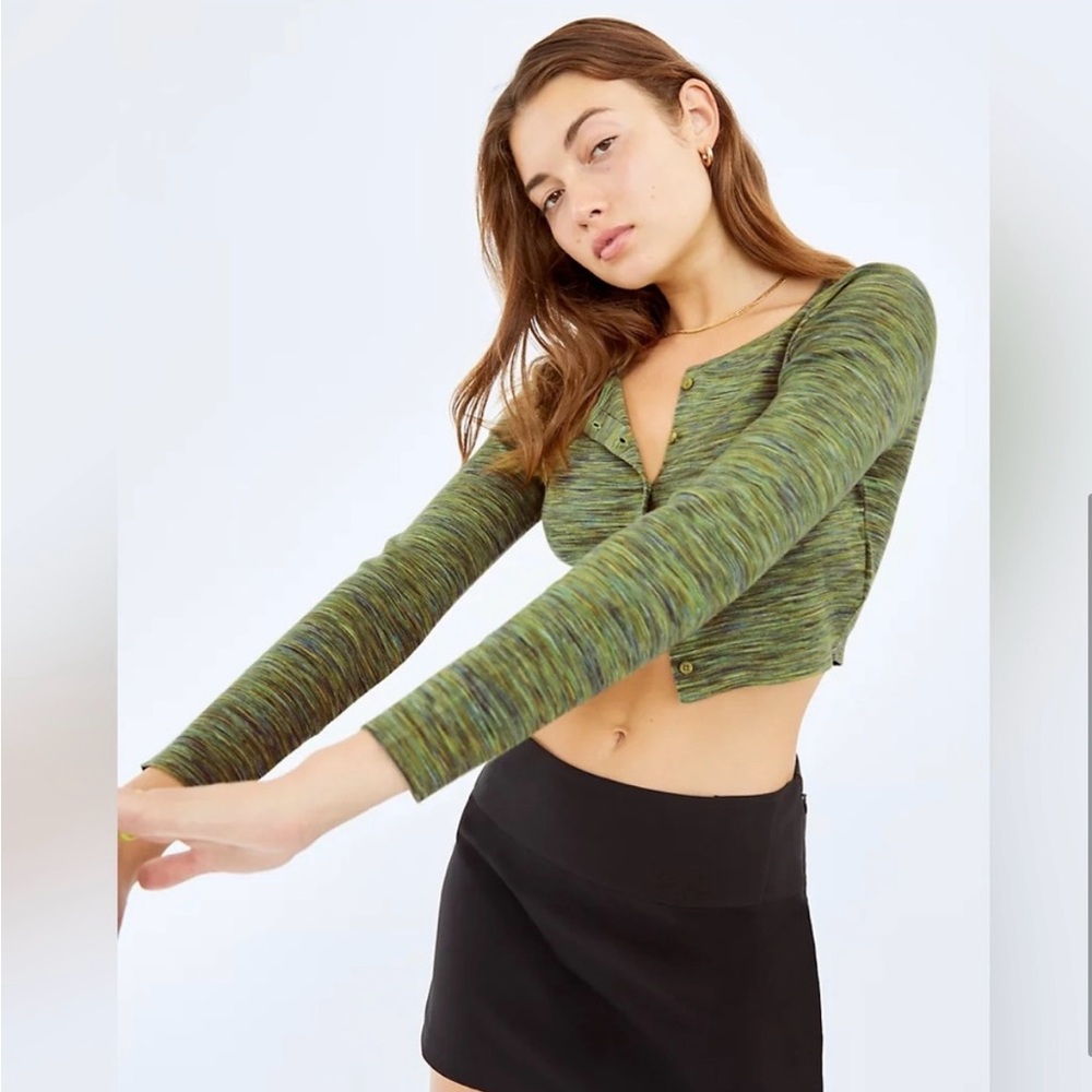 Sunday Best Green Ruched Long Sleeve Crop Top